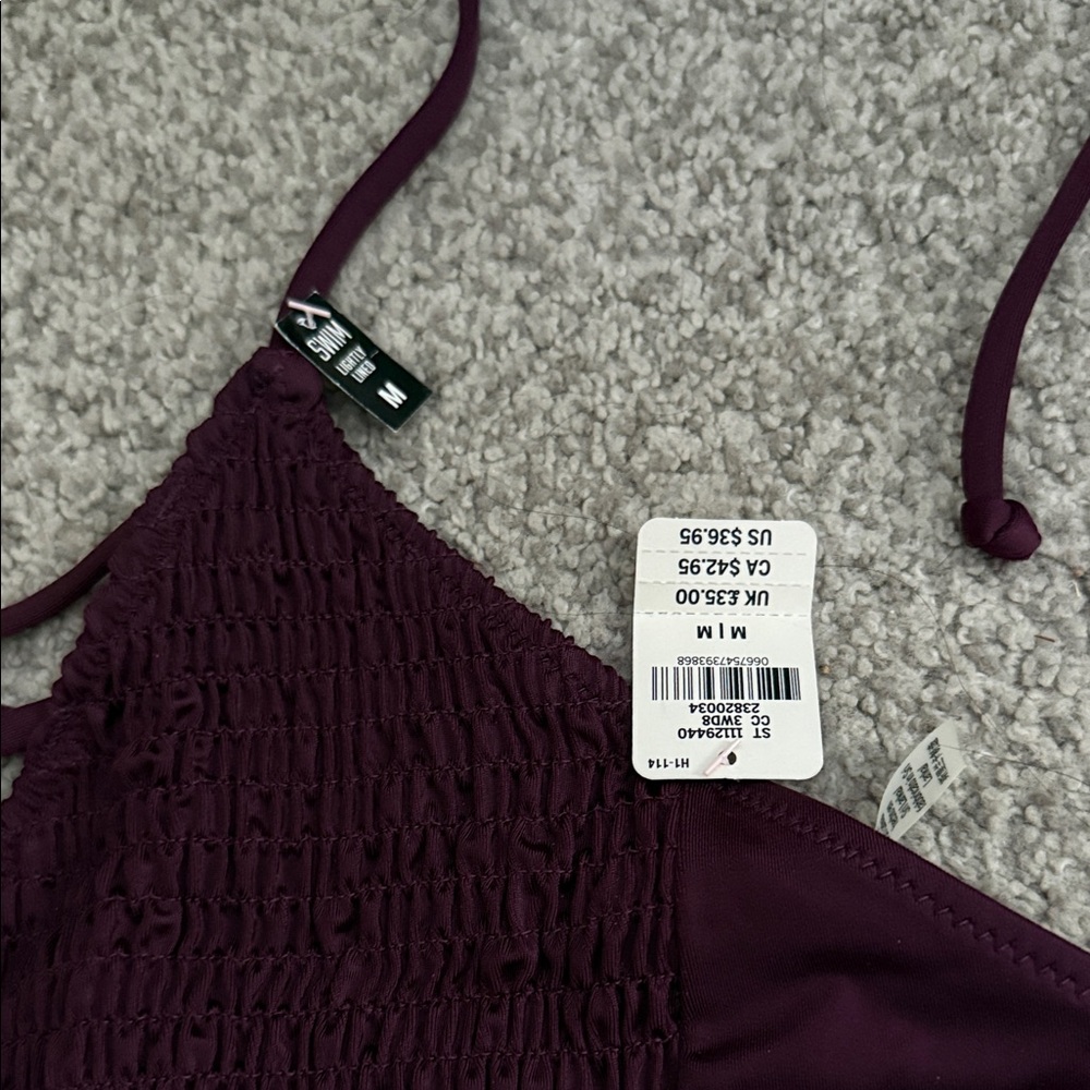 Bikini Top with Crisscross Detail - Picture 2 of 4